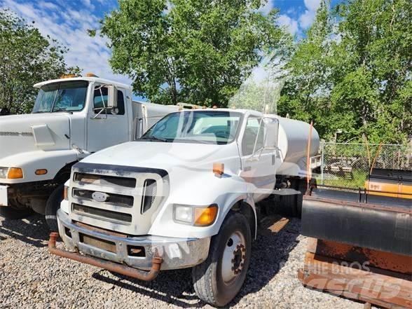 Ford F650 SD Cisternové vozy