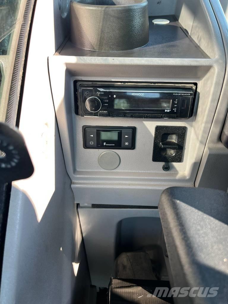 Volvo EWR 150 E Kolová rýpadla