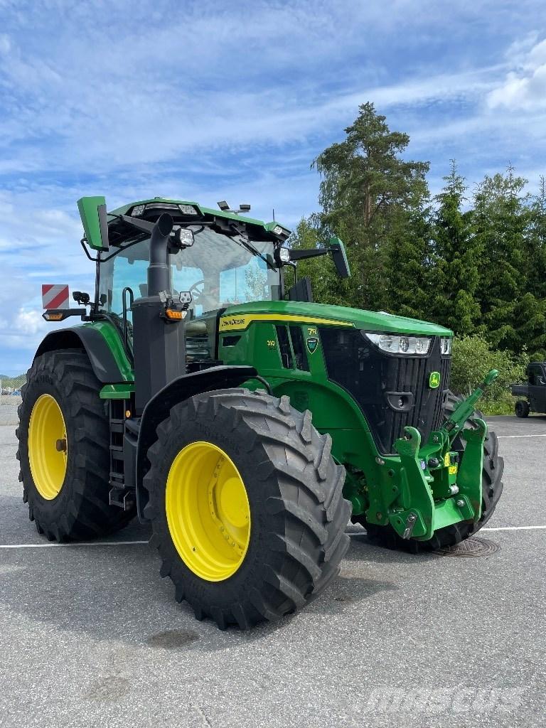 John Deere 7R 310 Traktory
