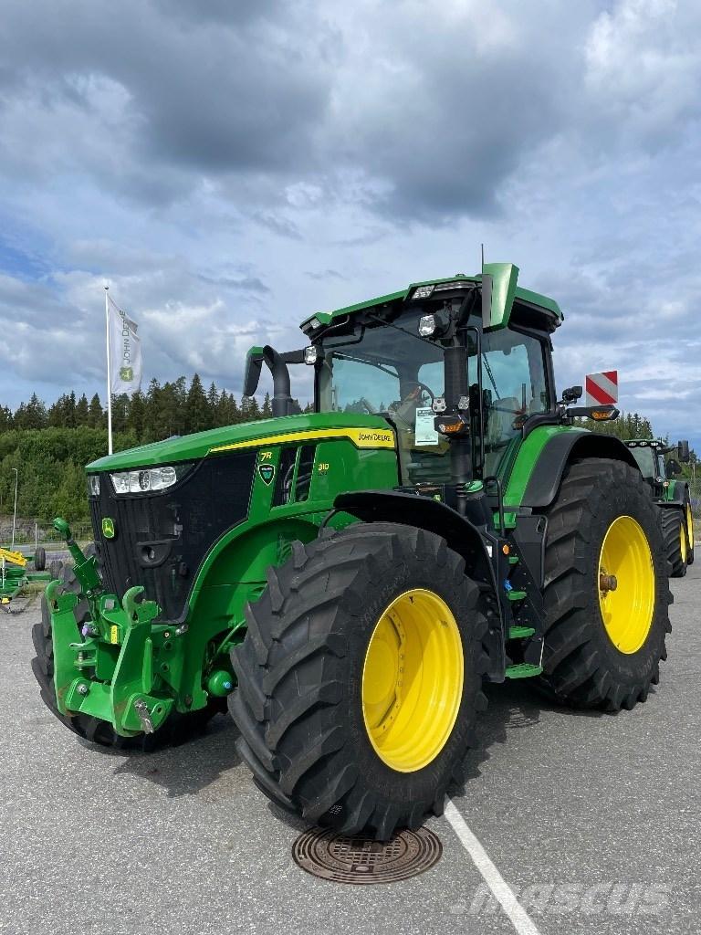 John Deere 7R 310 Traktory