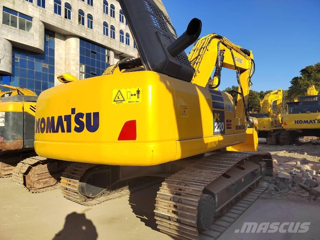 Komatsu PC 220-7 Pásová rýpadla