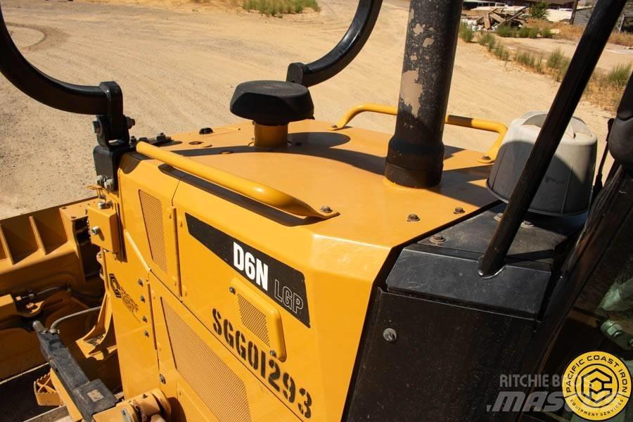 CAT D 6 N LGP Pásové dozery