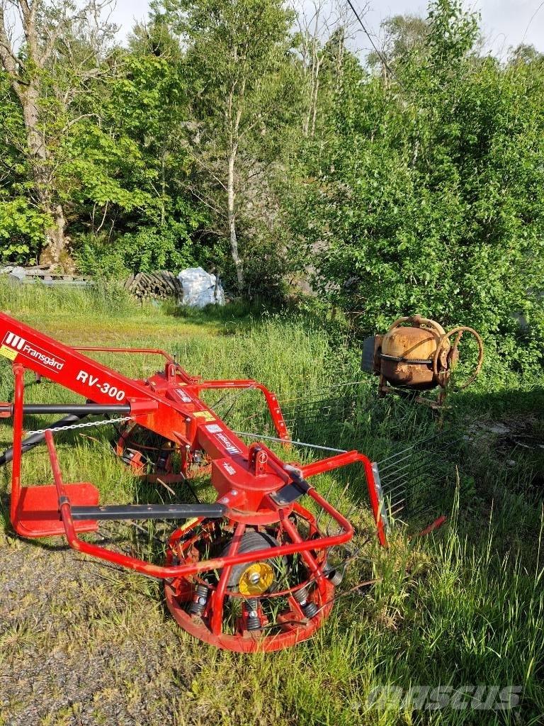 Fransgård RV 300 Obraceče a shrabovače sena