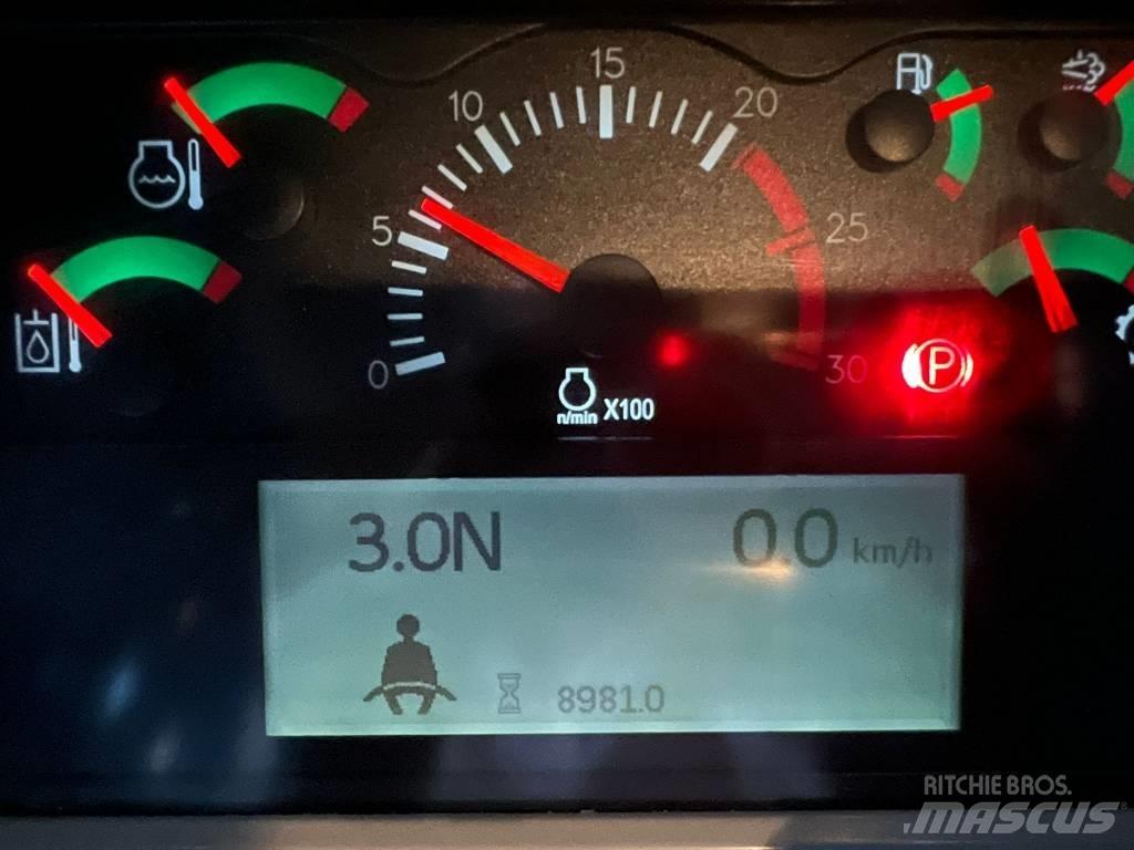 CAT 972 M Kolové nakladače