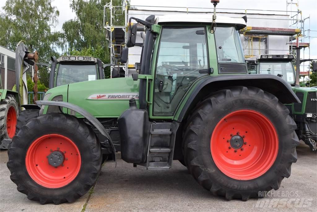 Fendt 714 Vario Traktory