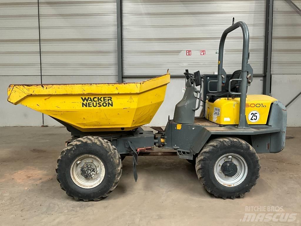 Neuson 5001 Vyklápěcí dempry