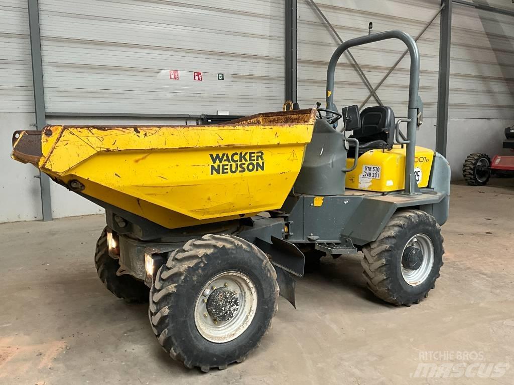 Neuson 5001 Vyklápěcí dempry