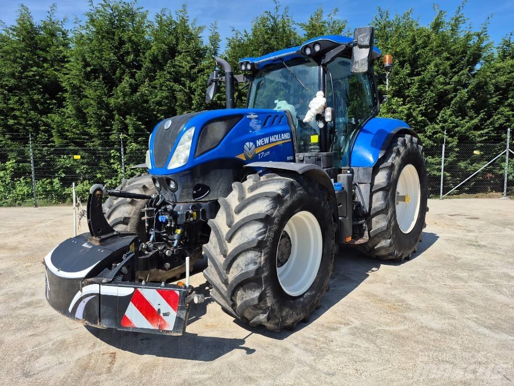 New Holland T7.225 Traktory