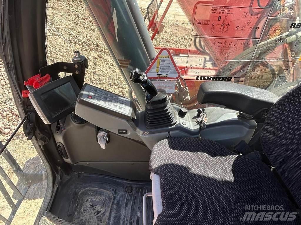 Liebherr R924 LC Speciální bagry