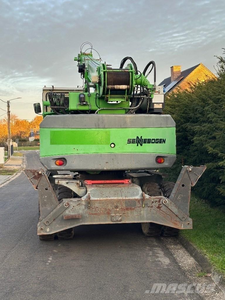 Sennebogen 613 Univerzální terénní jeřáby