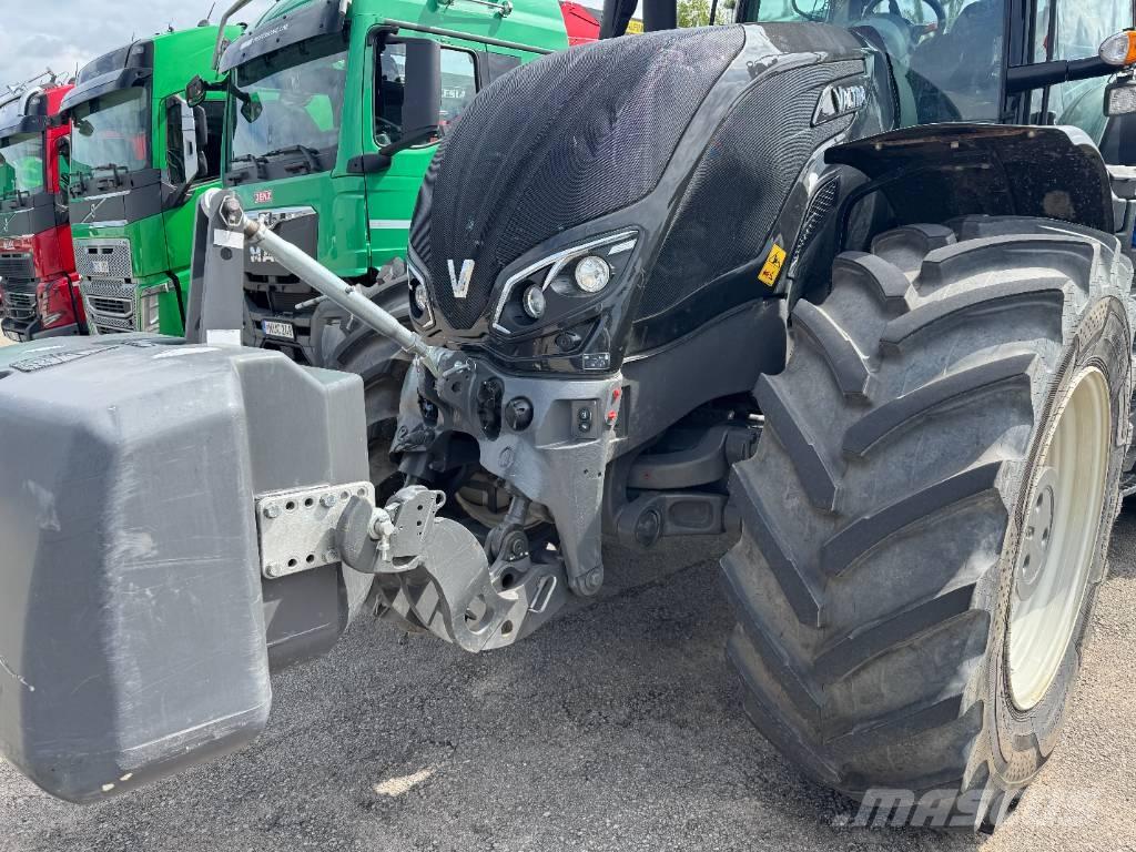 Valtra S 374 Traktory