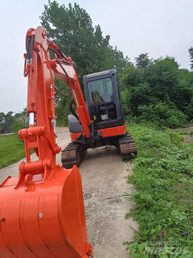 Hitachi ZX50U Mini rýpadla < 7t