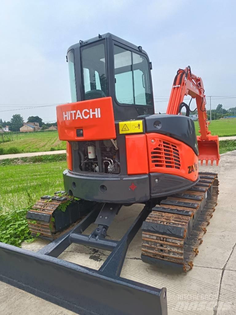Hitachi ZX50U Mini rýpadla < 7t