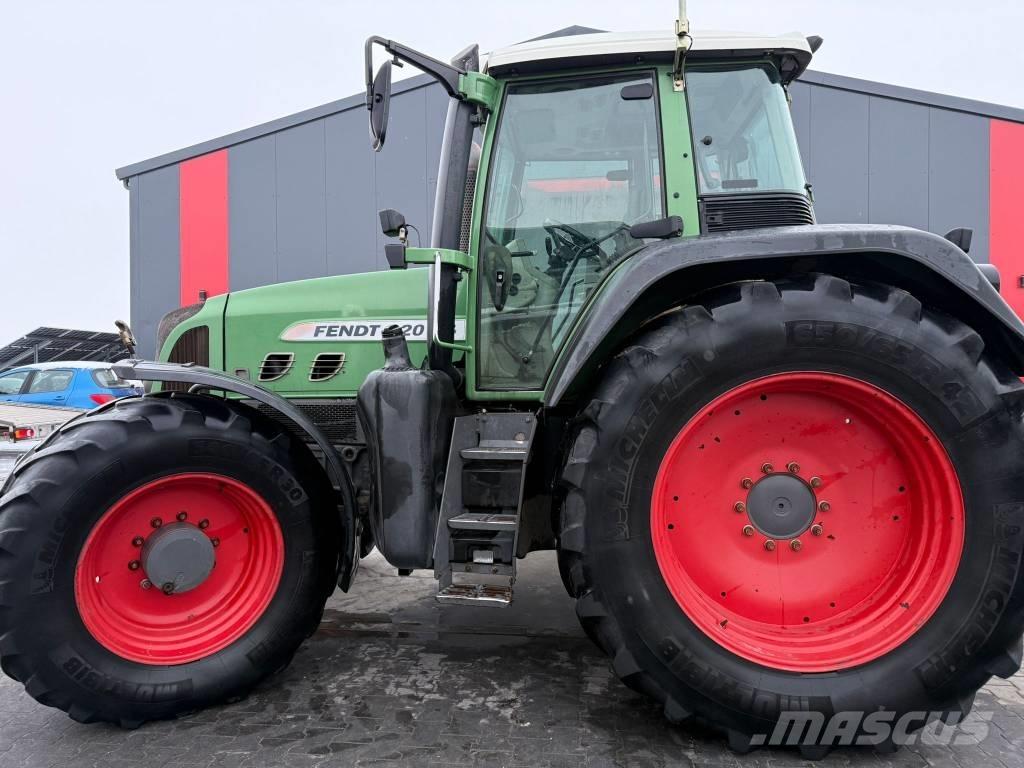 Fendt 820 Vario TMS Traktory