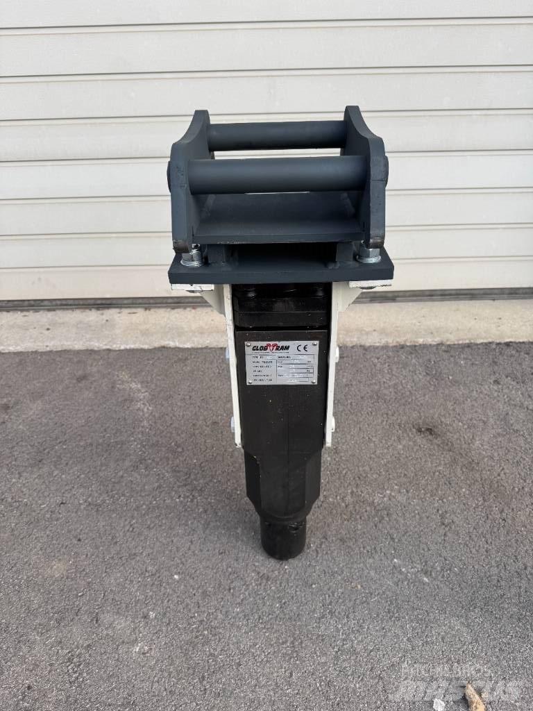  Globram RM40 Mini rýpadla < 7t