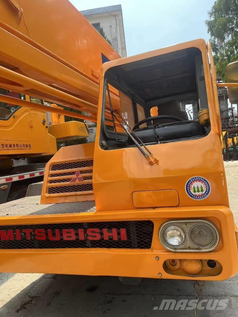 Tadano TS 80 R-1 Univerzální terénní jeřáby