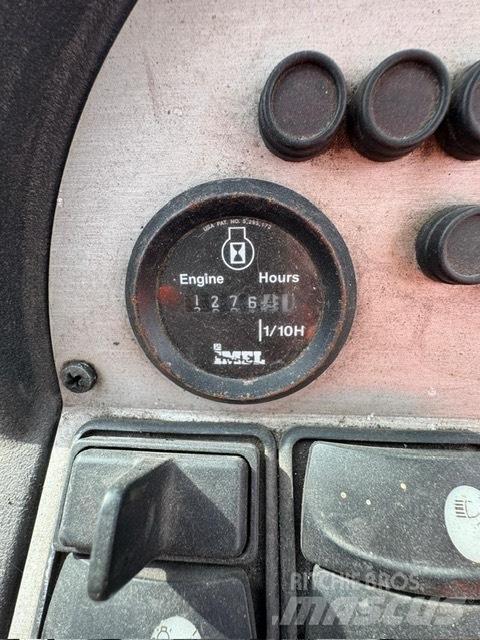 Ausa Utility Vehicle Užitkové stroje