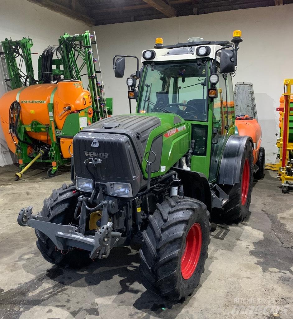 Fendt 211V Traktory