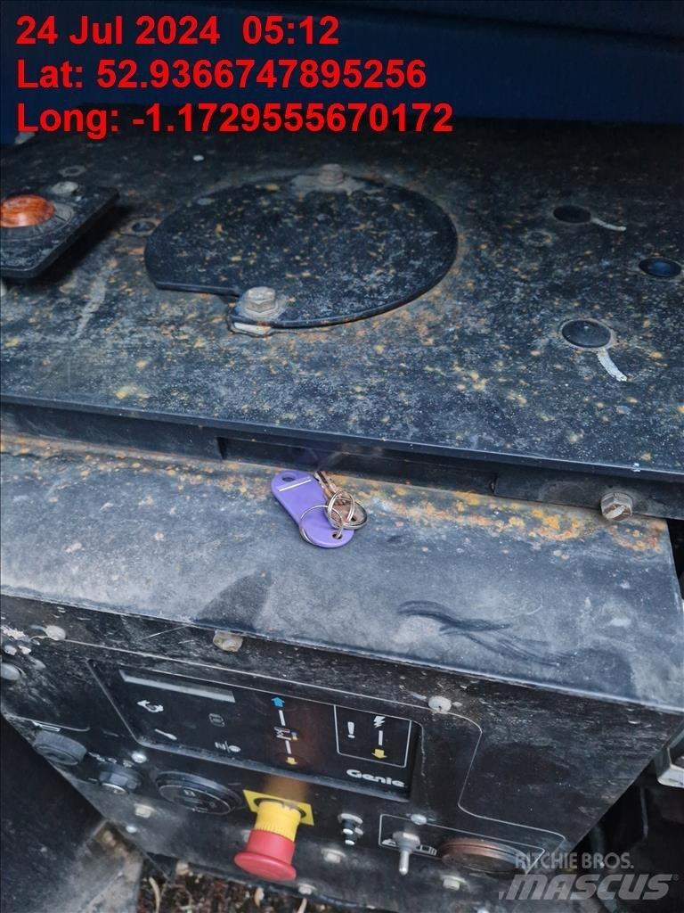 Genie GS 3369 Nůžková zvedací plošina