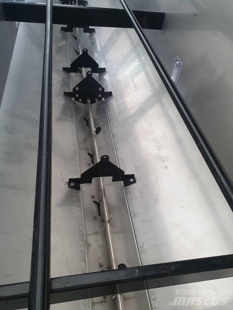 Startec Makro Rozmetadlo minerálních hnojiv