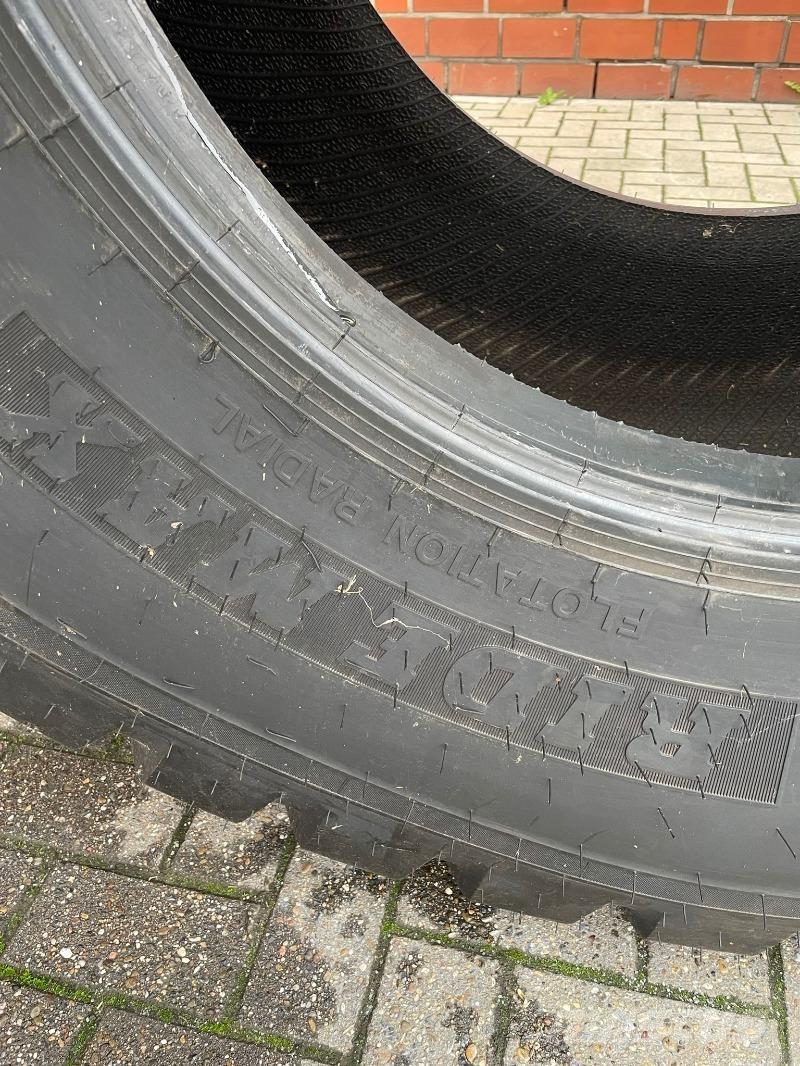 BKT 650/65R30,5 Pneumatiky, kola a ráfky