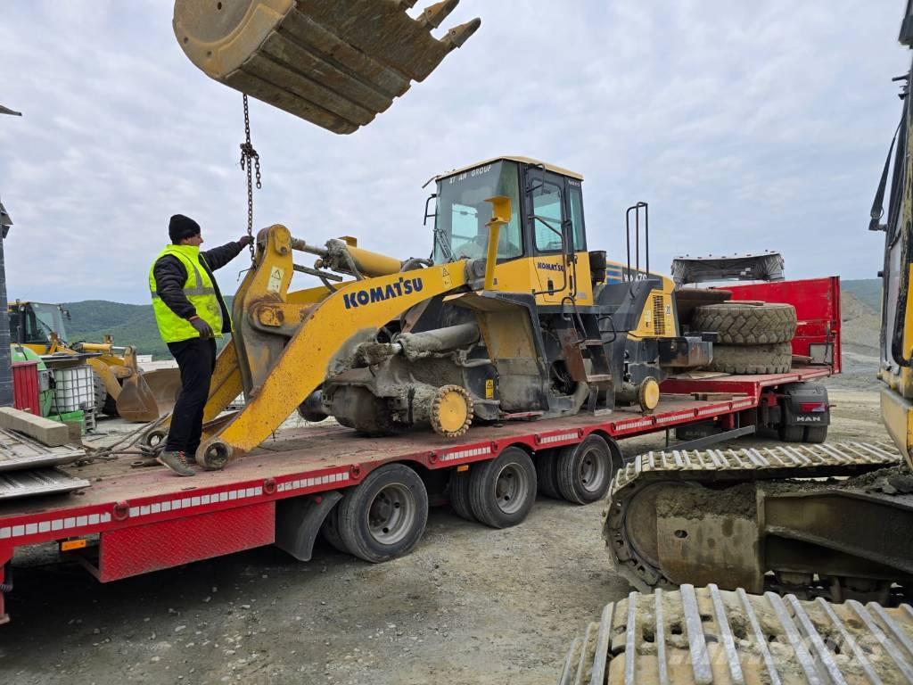 Komatsu WA 470-5H Výložníky a lžíce
