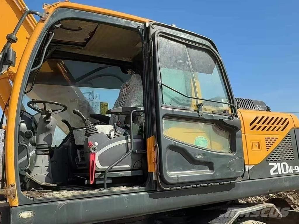 Hyundai R 260 LC-9S Pásová rýpadla
