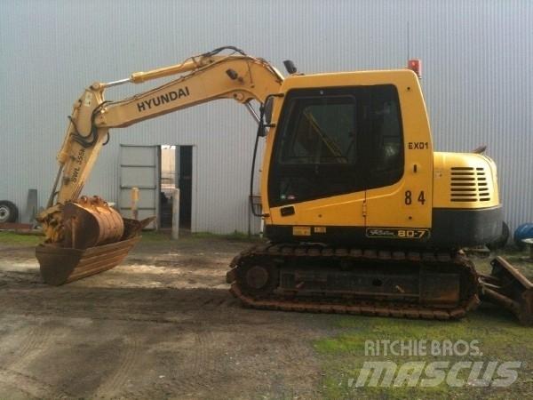Hyundai R80-7 Midi rýpadla 7t - 12t