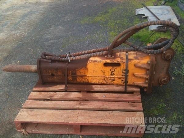 Hyundai R80-7 Midi rýpadla 7t - 12t