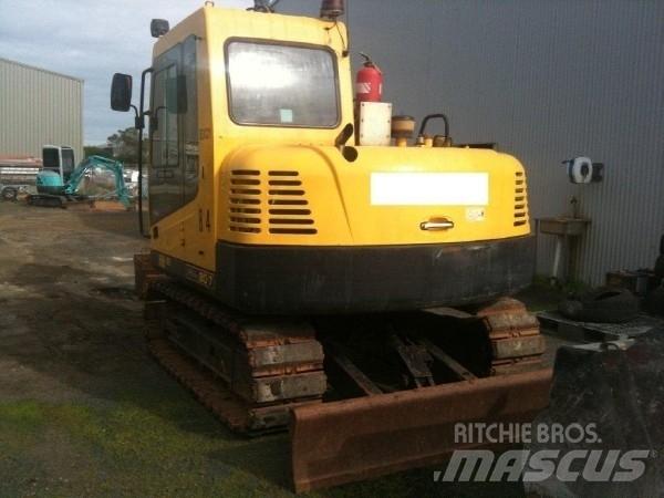 Hyundai R80-7 Midi rýpadla 7t - 12t