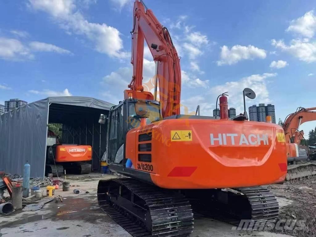 Hitachi ZX 200 Pásová rýpadla