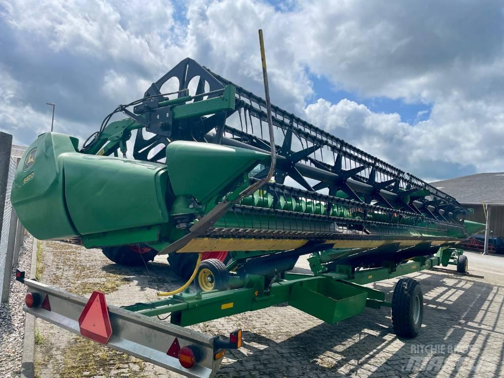 John Deere S 690 i Sklízecí mlátičky
