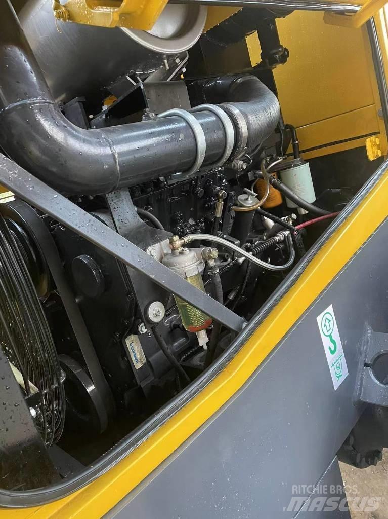 Komatsu WA 380 Kolové nakladače