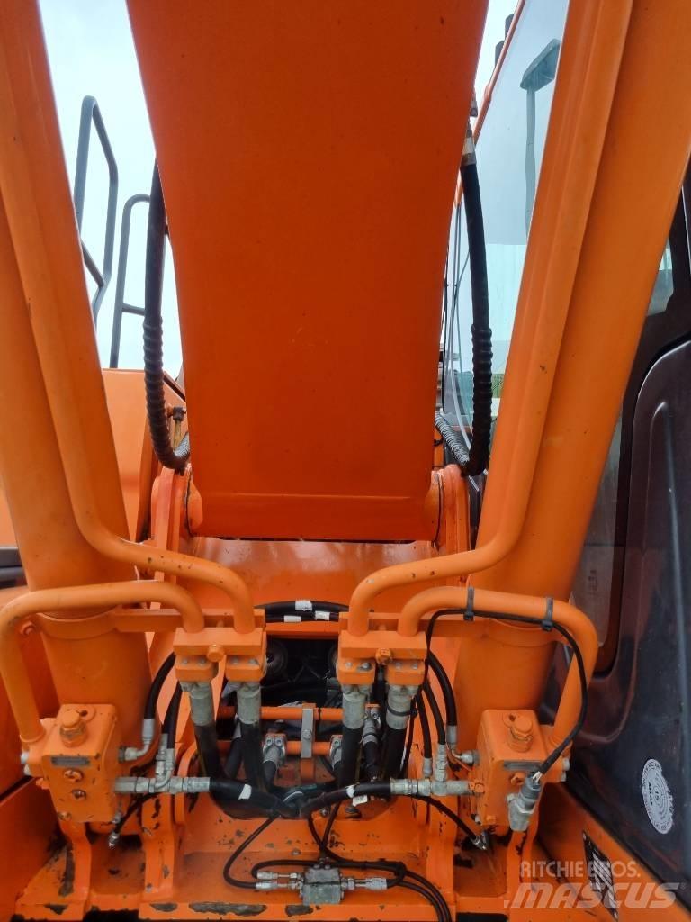 Doosan DX 180 LC-3 Pásová rýpadla