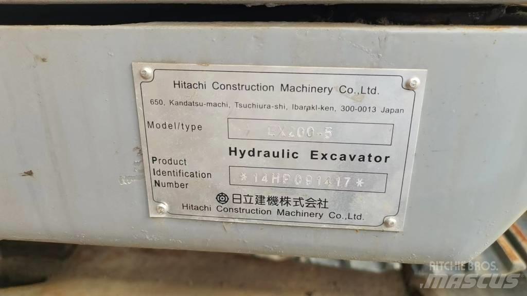 Hitachi EX 200-5 Pásová rýpadla