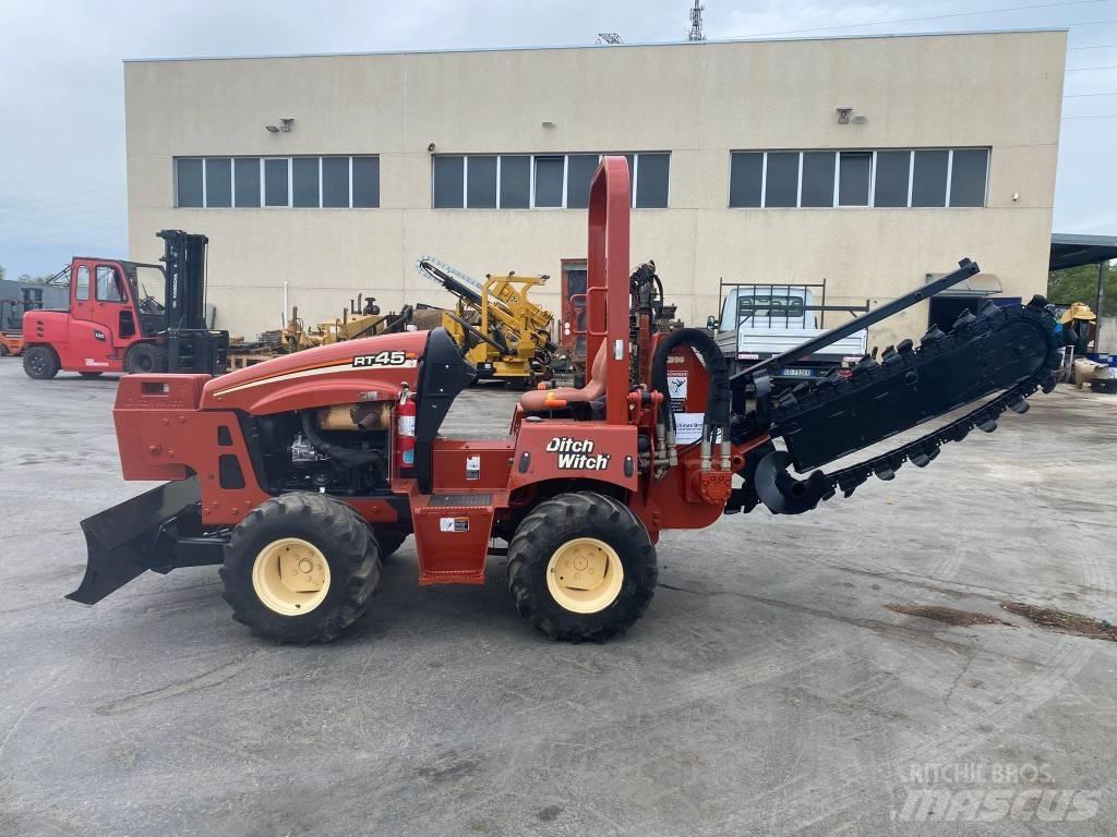 Ditch Witch RT45 Rýhovače