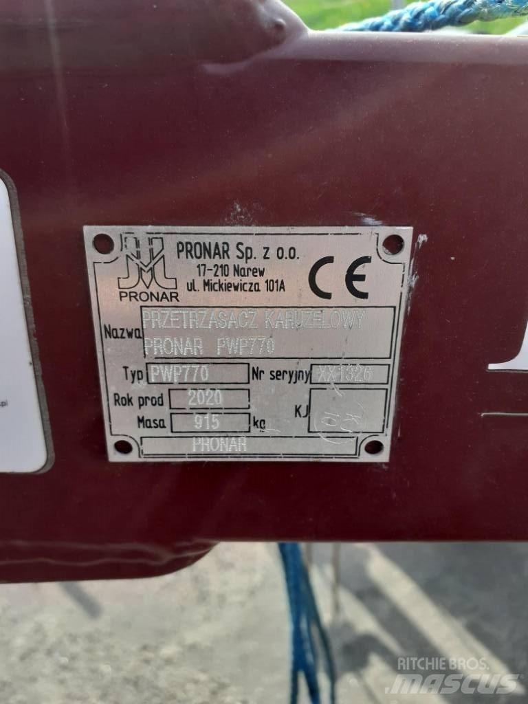 Pronar PWP 770 Obraceče a shrabovače sena