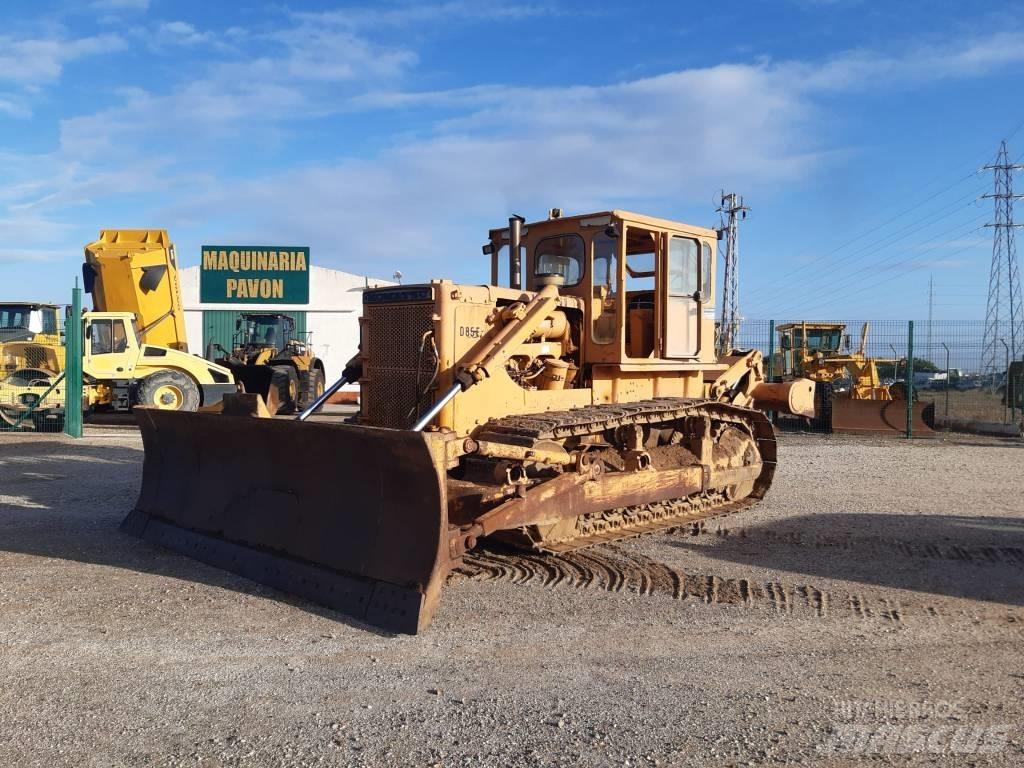 Komatsu D 85 E-12 Pásové dozery
