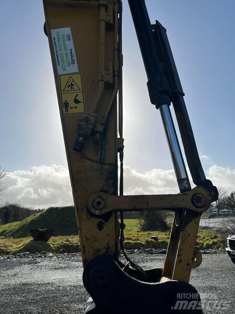 CAT 320 EL Pásová rýpadla