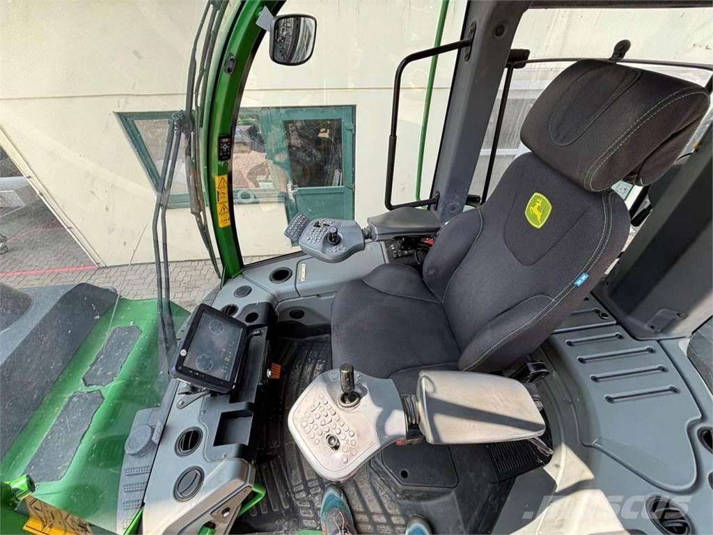 John Deere 1510 G Vyvážecí traktory