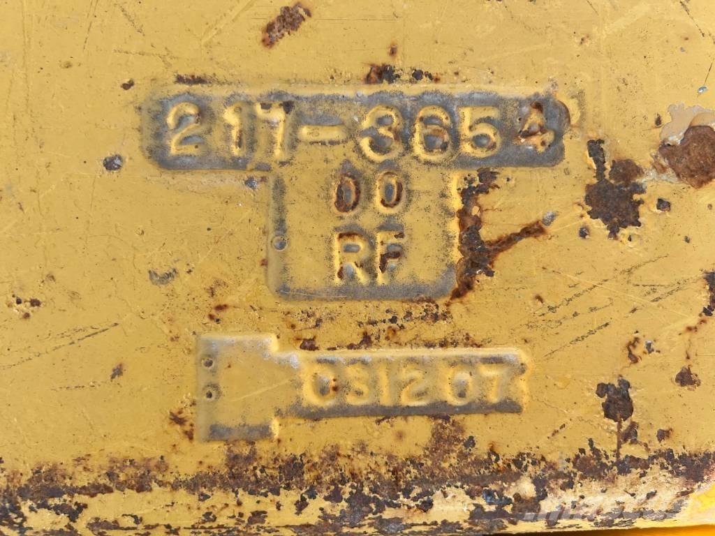 CAT D8R / D8T Ostatní komponenty