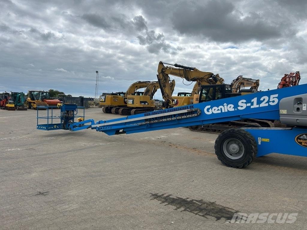 Genie S 125 Teleskopické plošiny