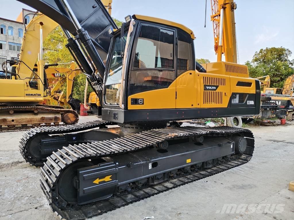 Volvo EC 380 D L Pásová rýpadla