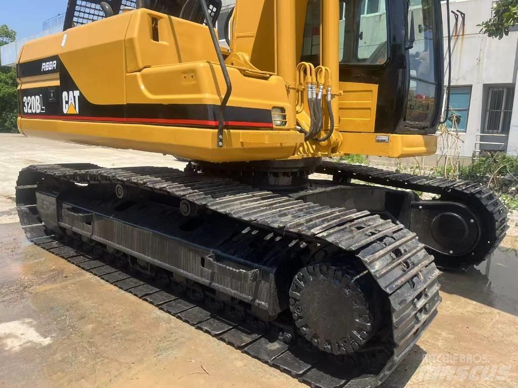 CAT 320 B L Pásová rýpadla
