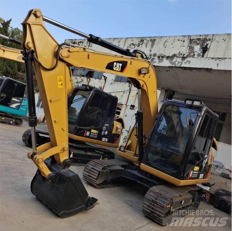 CAT 307 D Pásová rýpadla