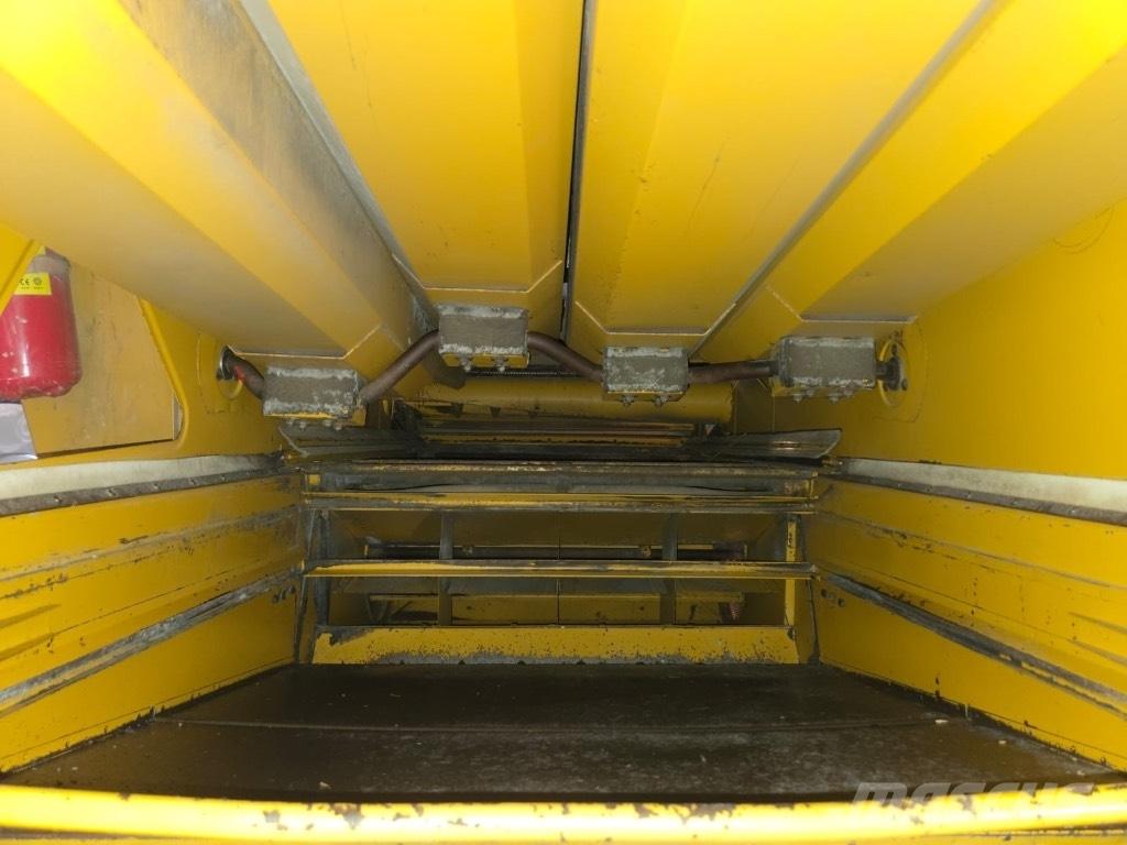 Sampo-Rosenlew 600 Sklízecí mlátičky