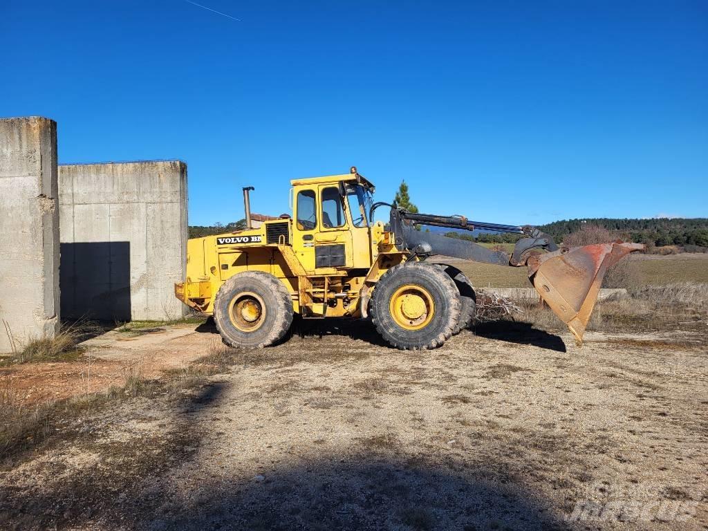 Volvo BM L90 Mininakladače