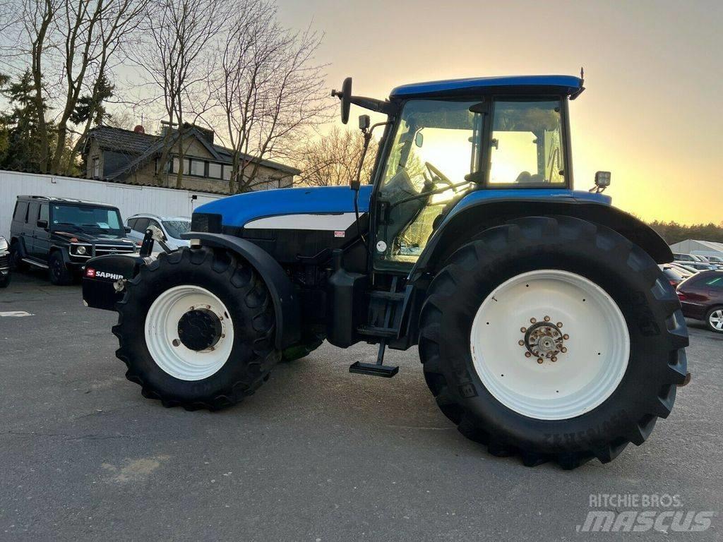 New Holland TM190 Traktory