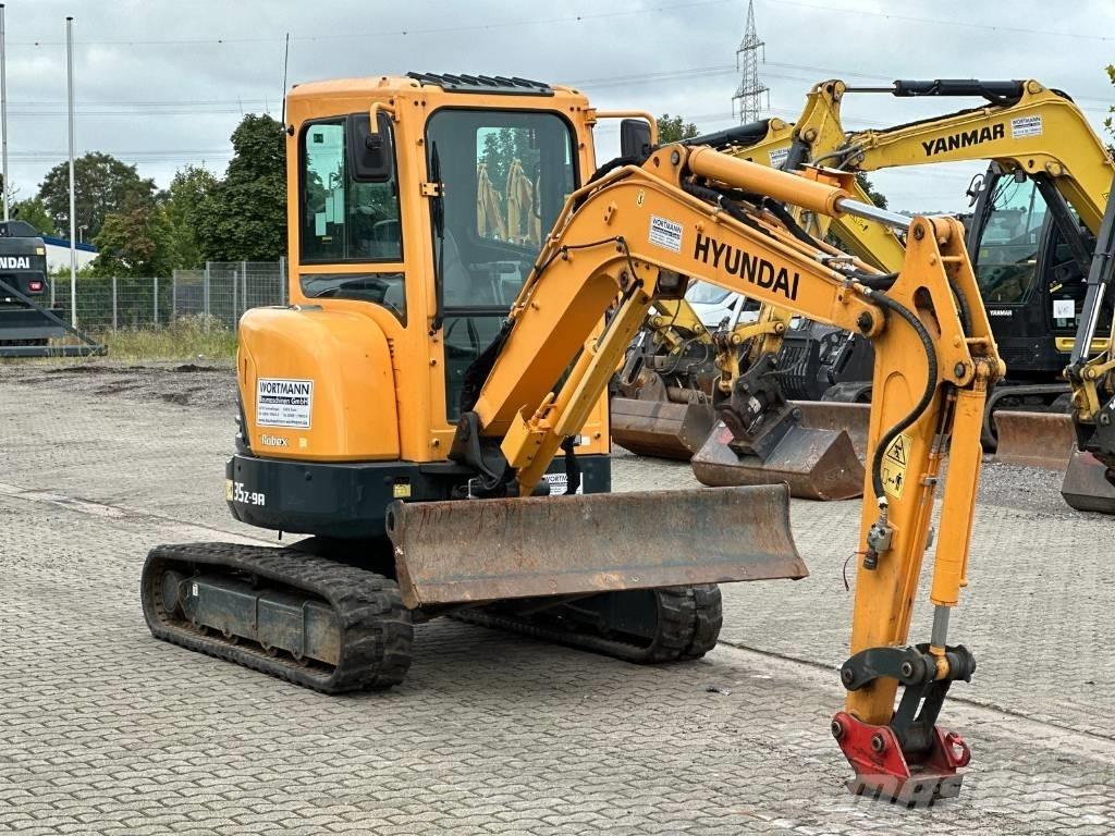 Hyundai R35Z 9A Mini rýpadla < 7t