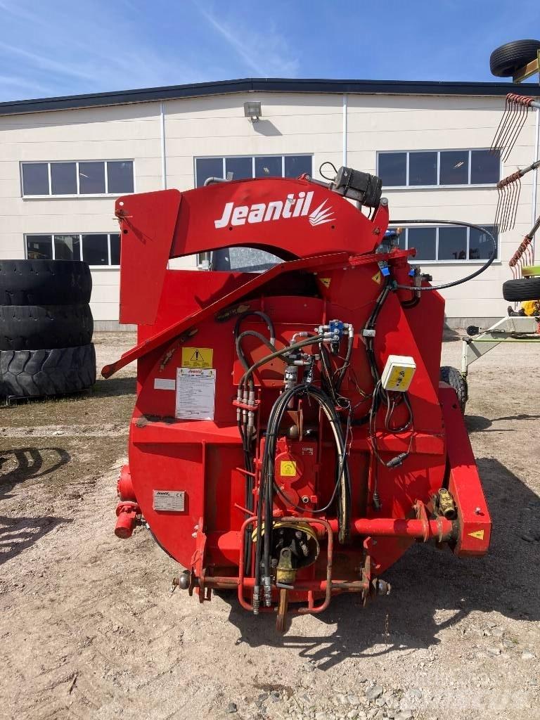 Jeantil PR 2000 Drtiče a řezače balíků